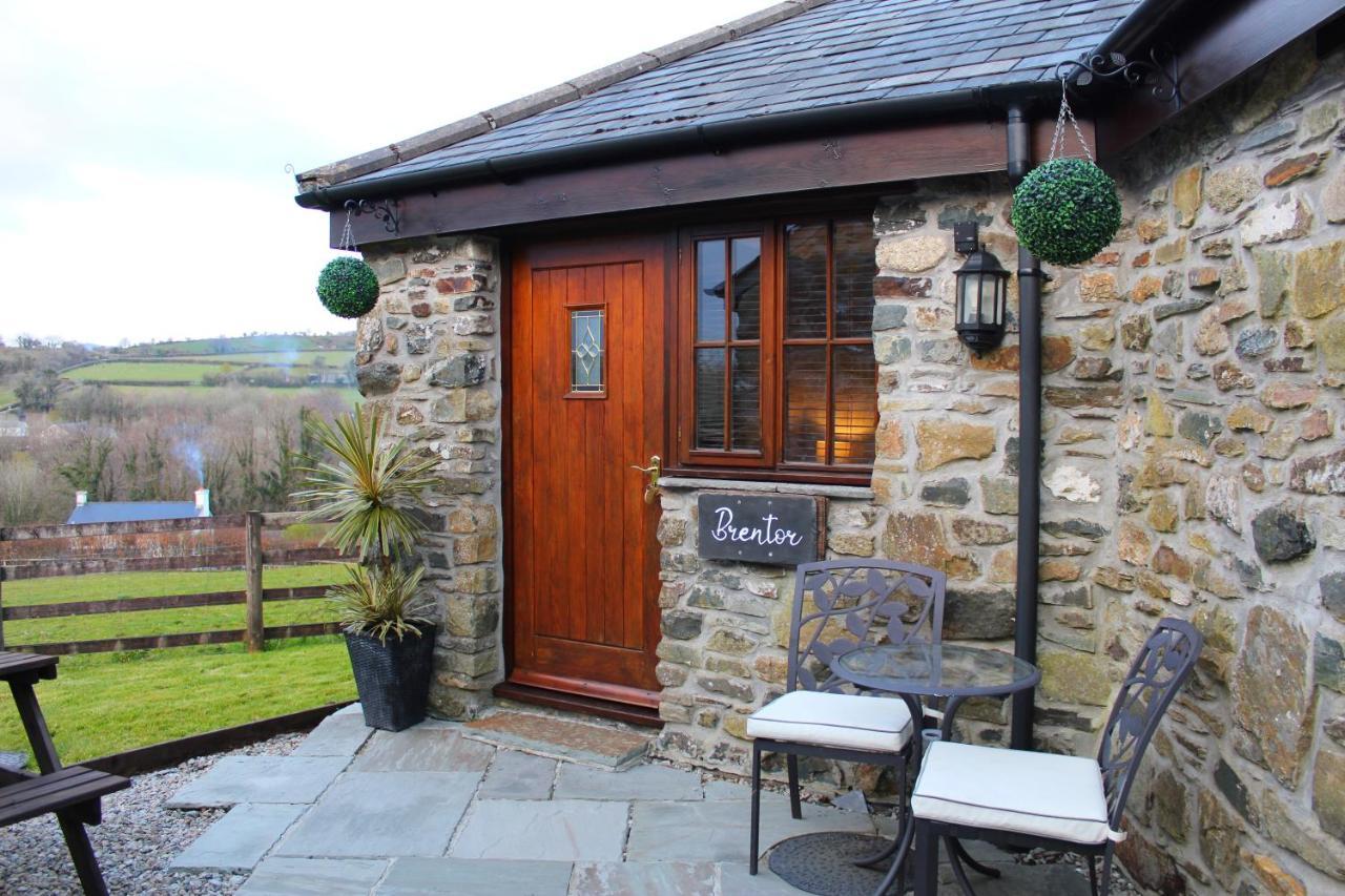 The Mary Tavy Inn Marytavy Bagian luar foto