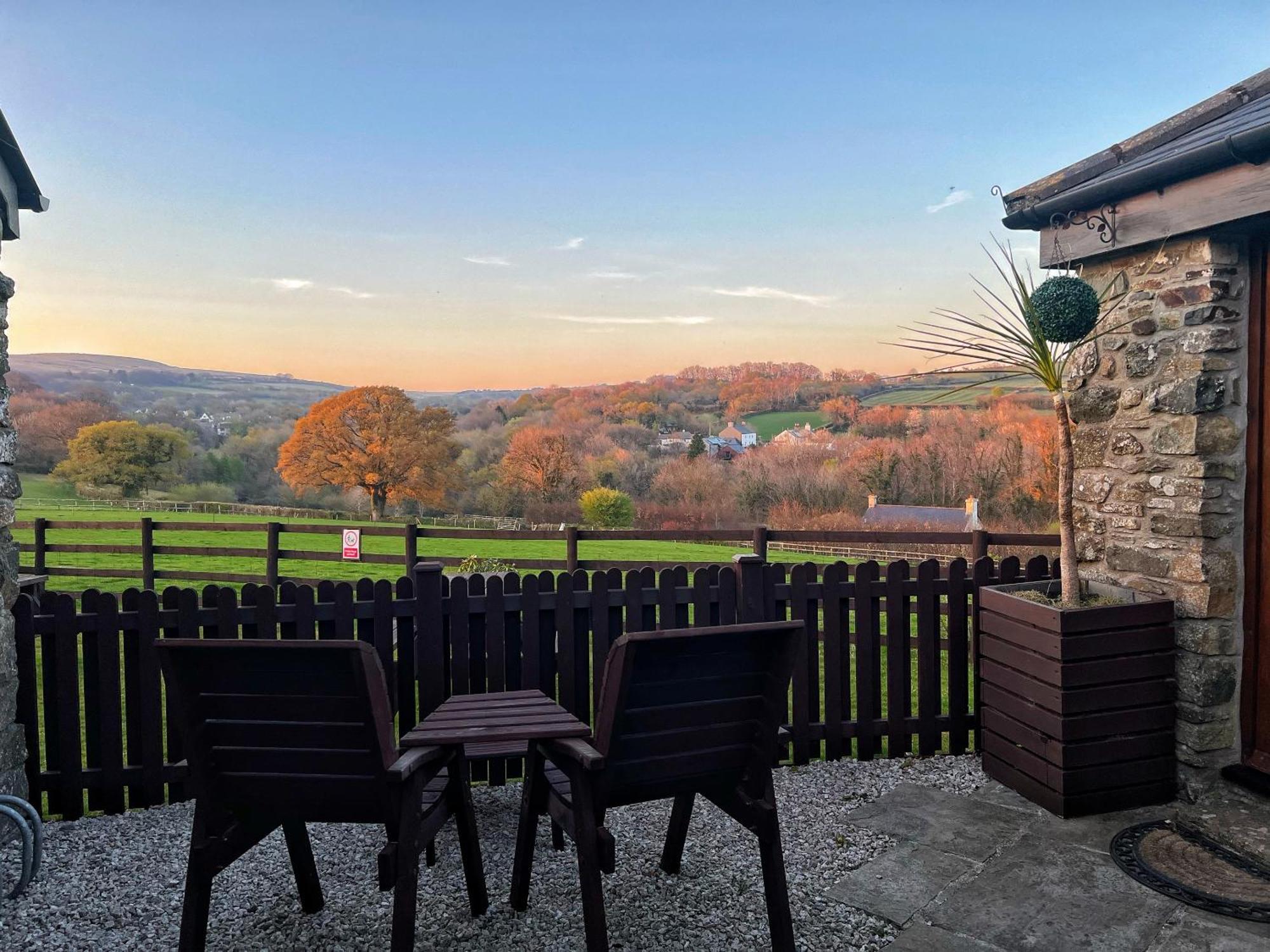 The Mary Tavy Inn Marytavy Bagian luar foto