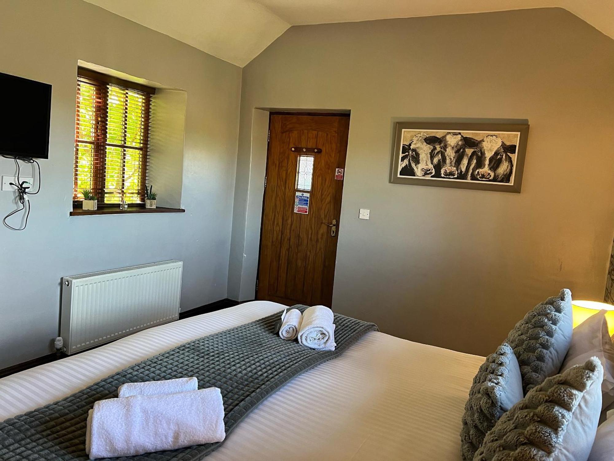 The Mary Tavy Inn Marytavy Bagian luar foto