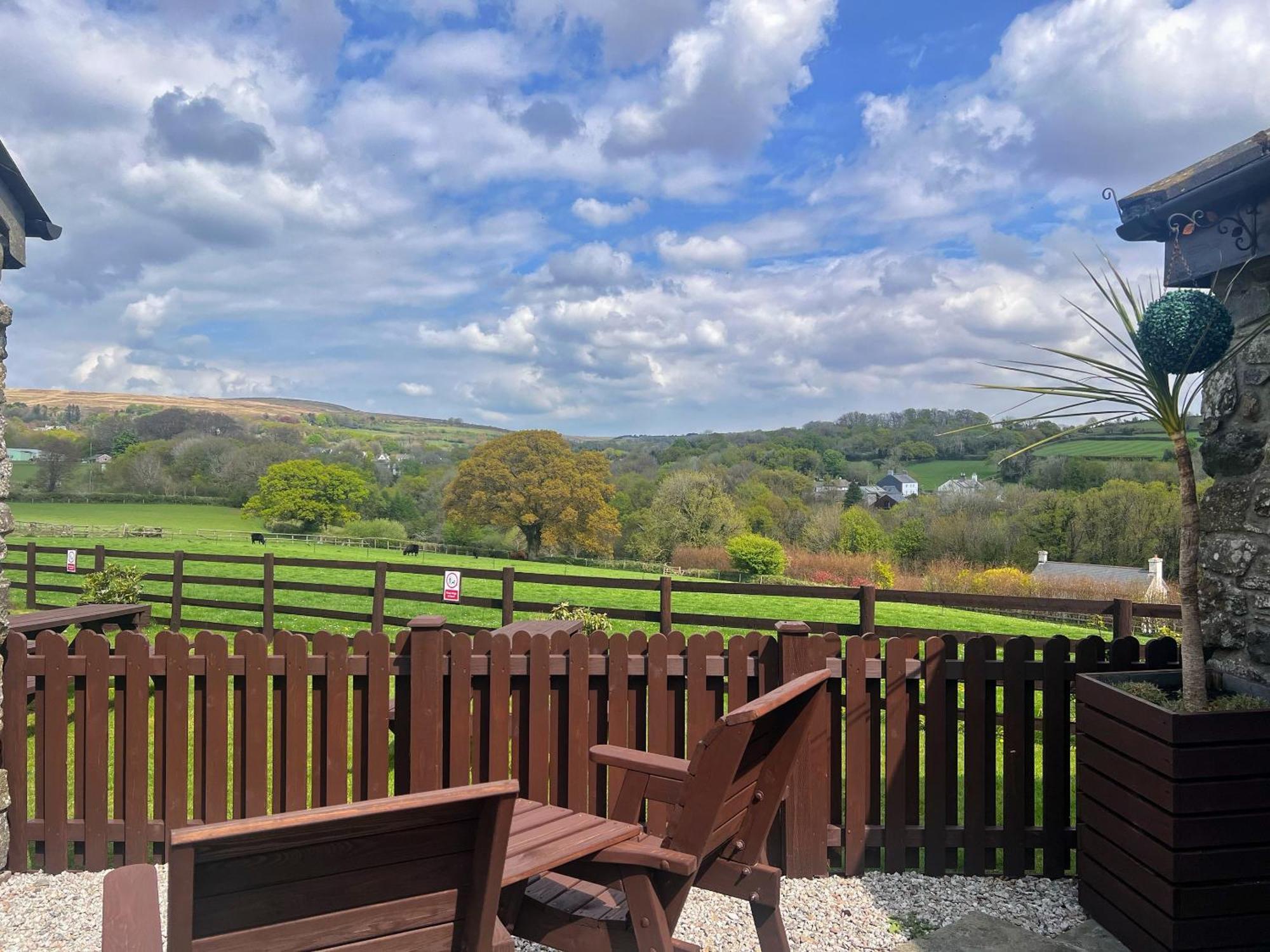 The Mary Tavy Inn Marytavy Bagian luar foto